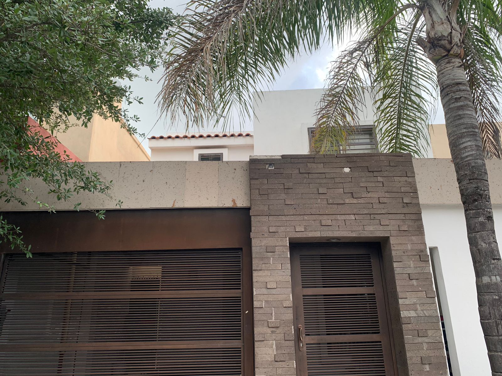 CASA EN RENTA EN LAS LOMAS SECTOR BOSQUES EN GARCIA, N.L.