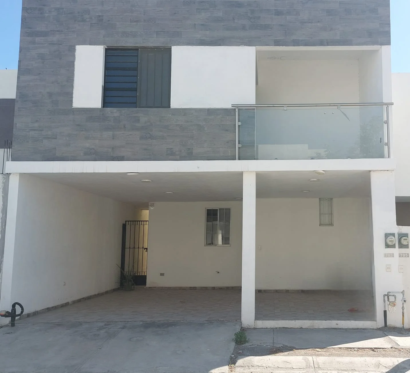 HERMOSA CASA DE 3 RECÁMARAS – ¡LISTA PARA HABITAR!